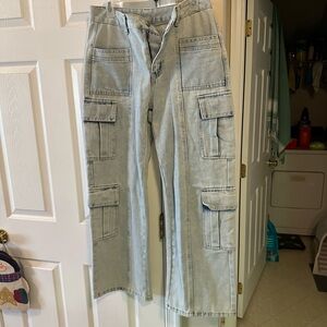 Gilipur medium jeans. Cargo pockets